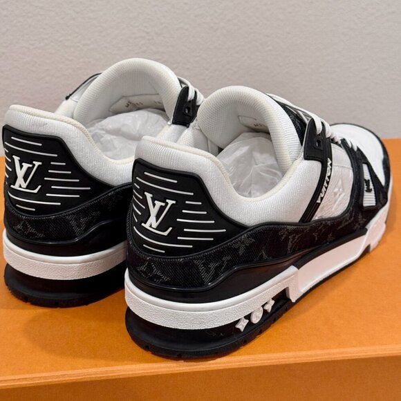 Louis Vuitton LV Trainer Men's Sneaker Black and White - Picture 6 of 10